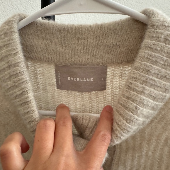 Everlane Alpaca Cardigan Size Small - Picture 2 of 5